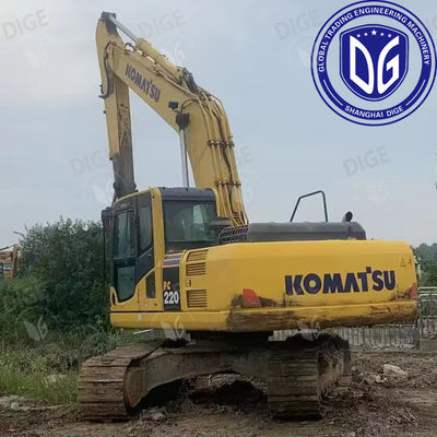 विश्वसनीय प्रदर्शन USED PC220-8 बढ़ी हुई पकड़ और कर्षण के साथ खुदाई मशीन