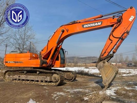 समय और श्रम की बचत DX300 30t उच्च टिकाऊ के साथ प्रयुक्त Doosan खुदाई मशीन