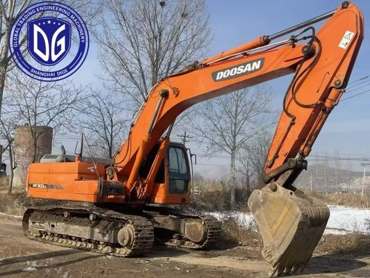 समय और श्रम की बचत DX300 30t उच्च टिकाऊ के साथ प्रयुक्त Doosan खुदाई मशीन