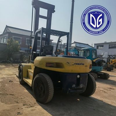 शक्तिशाली हाइड्रोलिक मशीन के साथ 10t FD100 प्रयुक्त कोमात्सु फोर्कलिफ्ट