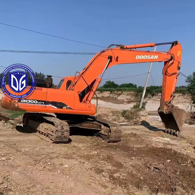 इस्तेमाल किया मूल Doosan DH300 30 टन हाइड्रोलिक खुदाई मशीन, अच्छी स्थिति में, बिक्री के लिए तैयार