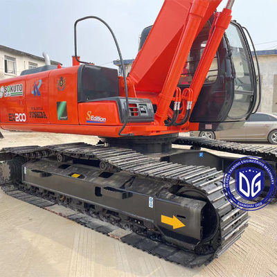 Hitachi EX200 खुदाई मशीन के साथ अपने निर्माण व्यवसाय की पूरी क्षमता को मुक्त करें