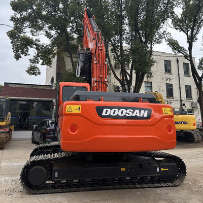 ट्रैक चलती प्रकार Doosan DX225 खुदाई आपकी निर्माण परियोजनाओं के लिए उत्कृष्ट प्रदर्शन और विश्वसनीयता