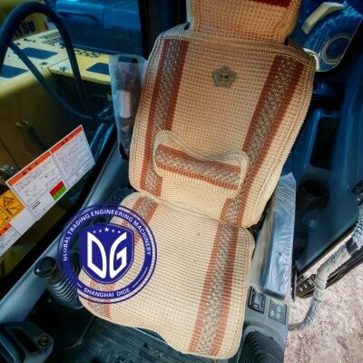 जापान प्रयुक्त कोमात्सु एक्सकेवेटर पीसी130 हाइड्रोलिक एक्सकेवेटर 13 टन प्रयुक्त एक्सकेवेटर 0.5m³ बकेट के साथ